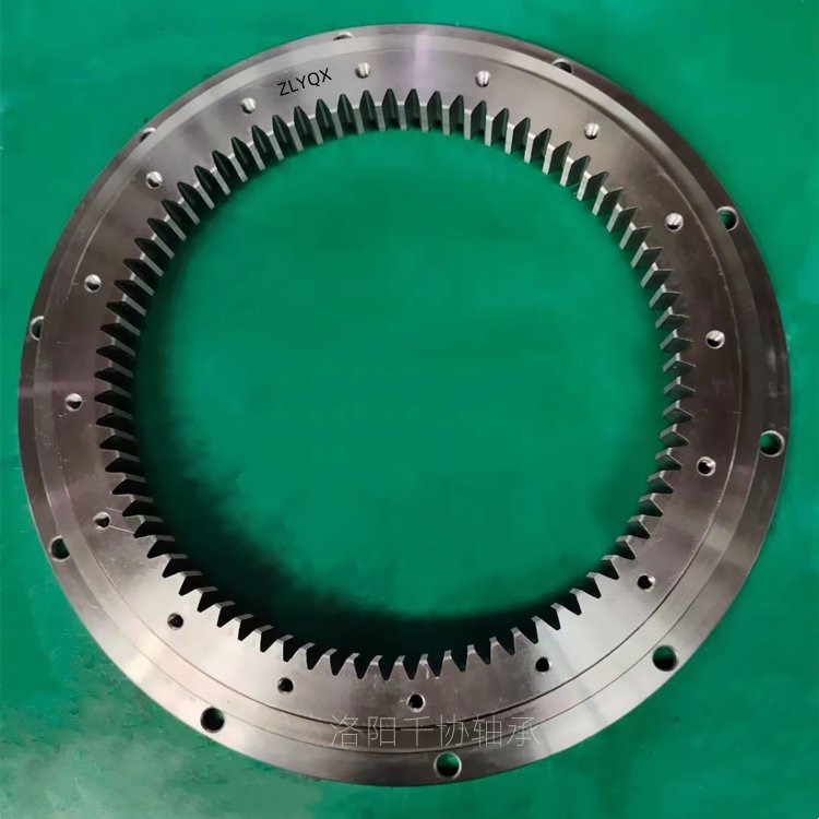 轉(zhuǎn)盤軸承廠家淺談回轉(zhuǎn)支承軸承的保養(yǎng)及維護(hù)