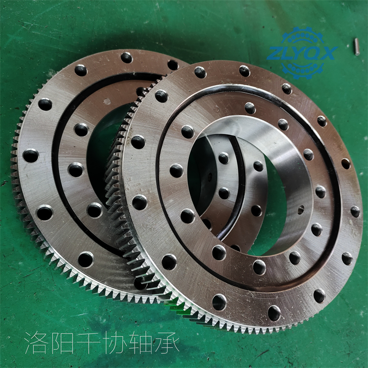 【千協交叉滾子軸承】轉盤軸承代號表示方法