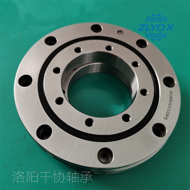 RU124交叉滾子軸承外圈定位方法有哪些？?jī)?nèi)外圈可以互換嗎？